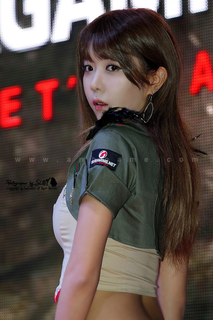 Showgirl G-Star 2012: Heo Yoon Mi - Ảnh 38