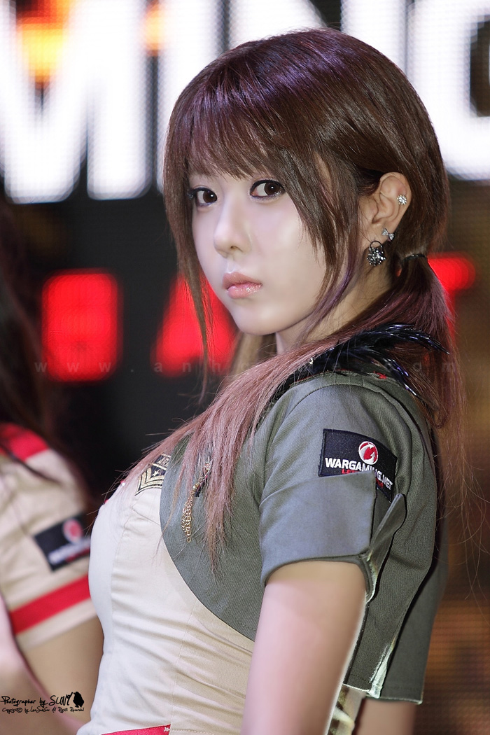 Showgirl G-Star 2012: Heo Yoon Mi - Ảnh 54