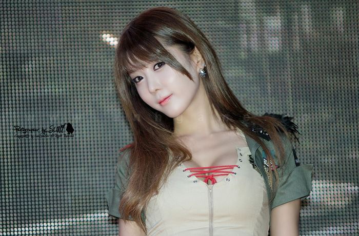 Showgirl G-Star 2012: Heo Yoon Mi - Ảnh 78
