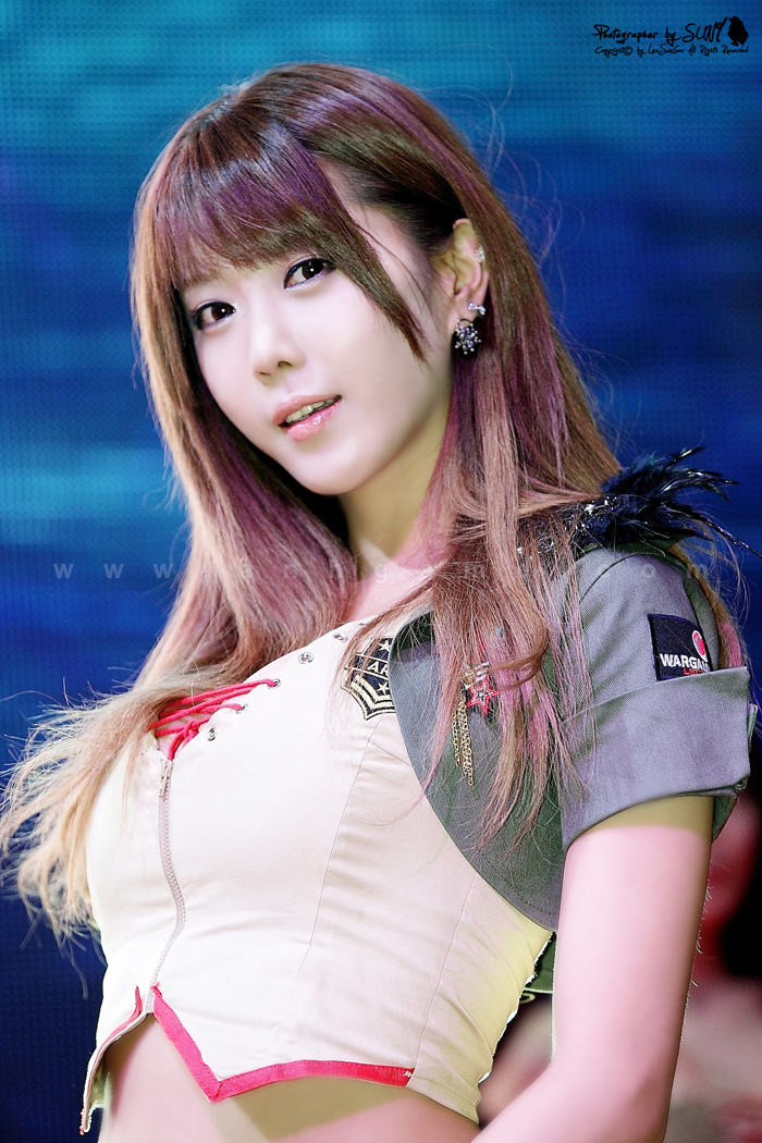 Showgirl G-Star 2012: Heo Yoon Mi - Ảnh 88