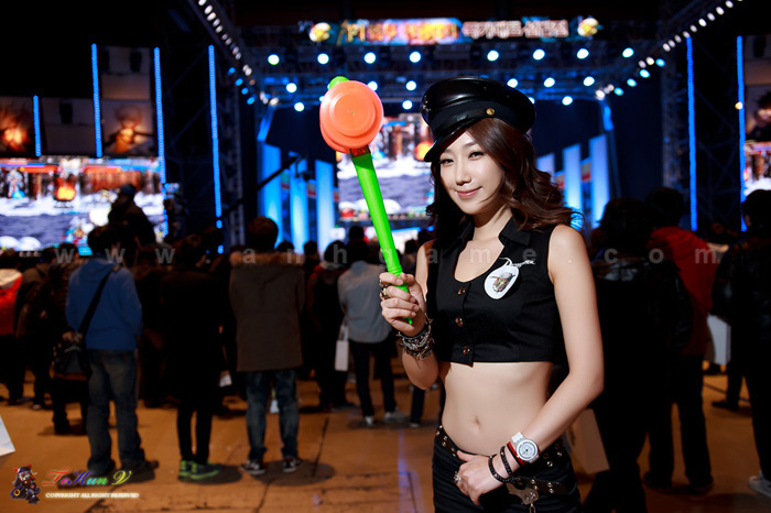 Showgirl Dungeon & Fighter Festival 2012: Lee Sung Hwa - Ảnh 7