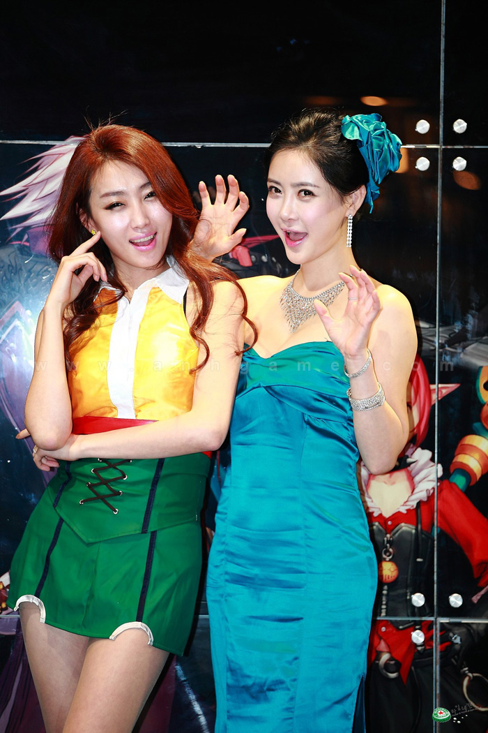 Showgirl Dungeon & Fighter Festival 2012: Min Soo Ah - Ảnh 8