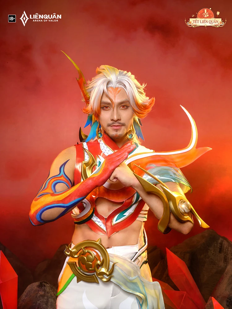 Cosplay Florentino Hỏa Diệm Thần Long