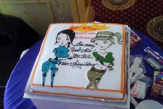Chiếc bánh sinh nhật ấn tượng của Liên minh Đột Kích Hải Phòng