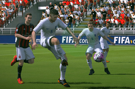 FIFA Online 3: First Touch, nghệ thuật chạm bóng bước đầu - Ảnh 1