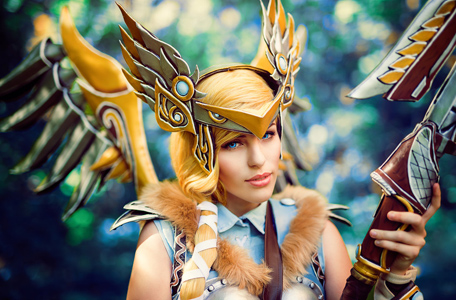 Overwatch: Ngất ngây với cosplay Valkyrie Mercy 1