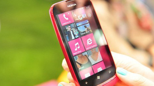 Smartphone Windows Phone 8 giá rẻ sẽ ra mắt vào 2013 - Ảnh 2