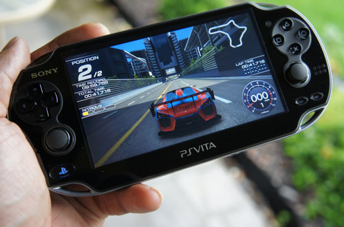 Sony bán được 2,2 triệu PS Vita trên toàn cầu - Ảnh 2