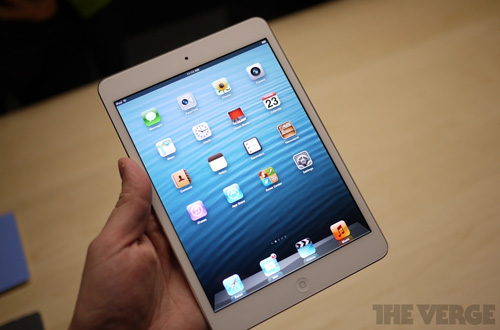 Cổ phiếu Apple rớt giá sau màn ra mắt iPad mini 2