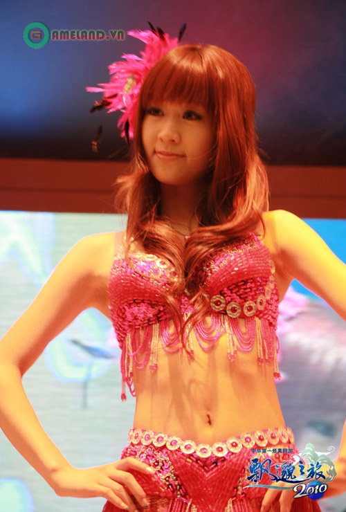 Cận cảnh dàn showgirl Phiêu Mạc Chi Lữ tại CJ 2010 - Ảnh 22