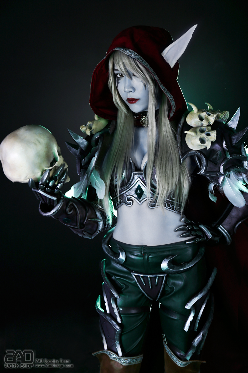 Chảy máu mũi với cosplay Sylvanas của 2AO