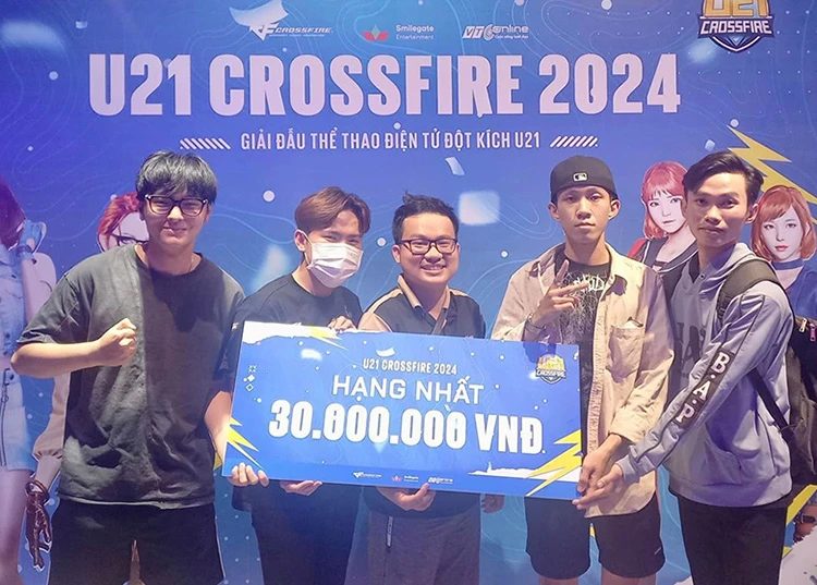 Insanityy vô địch giải đấu U21 Crossfire 2024