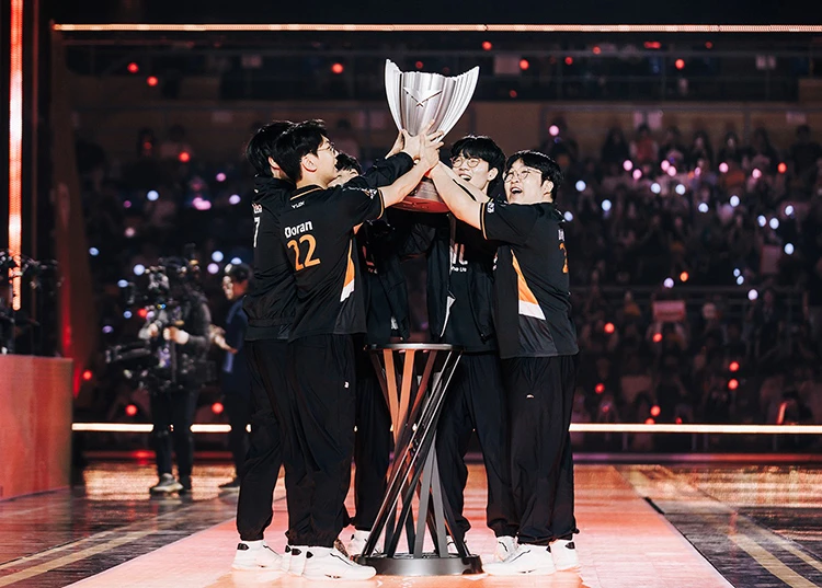 Hanwha Life Esports vô địch LCK Mùa Hè 2024