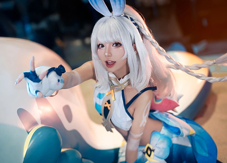 Ngắm cosplay Mualani cực dễ thương của Sixtwotwo