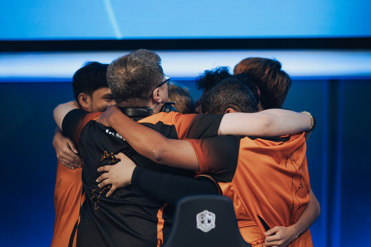 Team Stallions: Từ ẩn số đến ứng viên vô địch CFS 2025