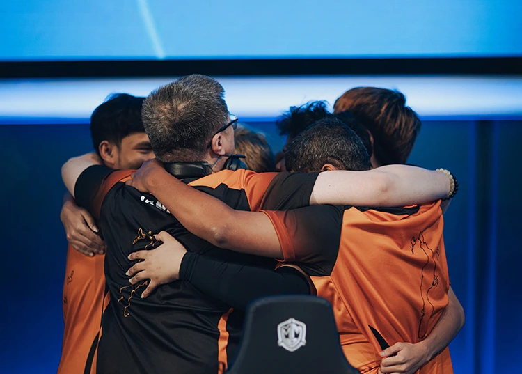 Team Stallions: Từ ẩn số đến ứng viên vô địch CFS 2025