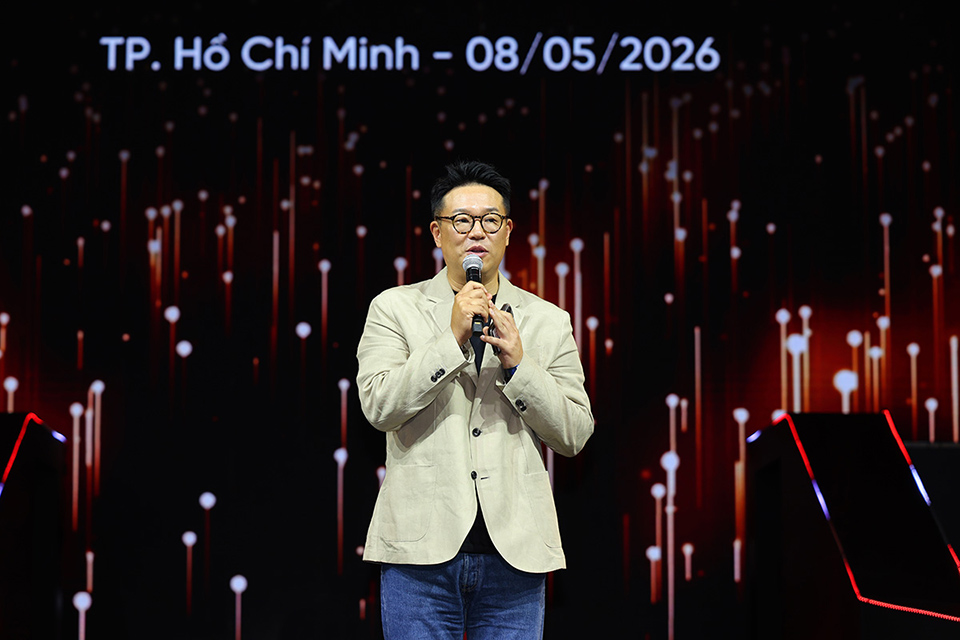 Ông Yang Sung Yeol, đại diện Smilegate, phát biểu tại Vietnam Gameverse 2026.