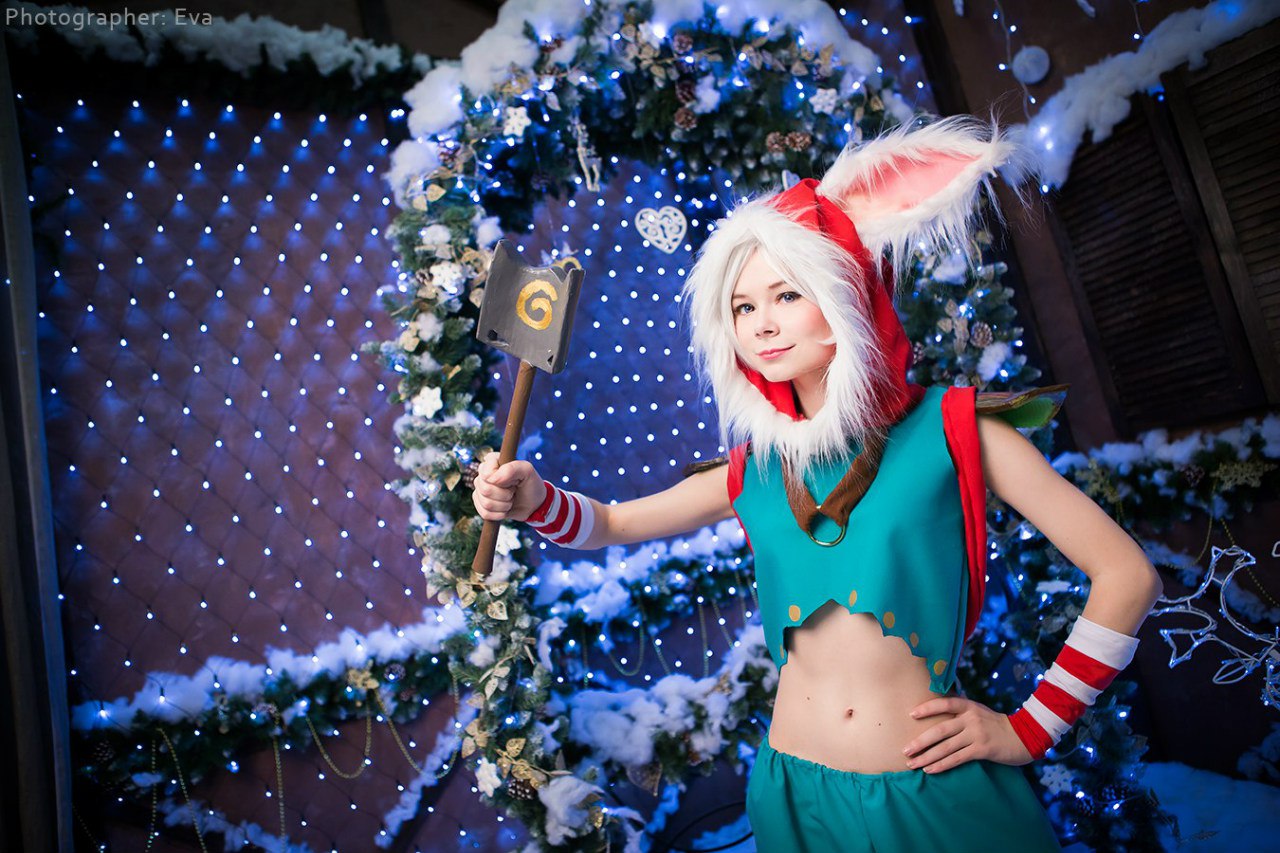 Cosplay Meepo Dota 2