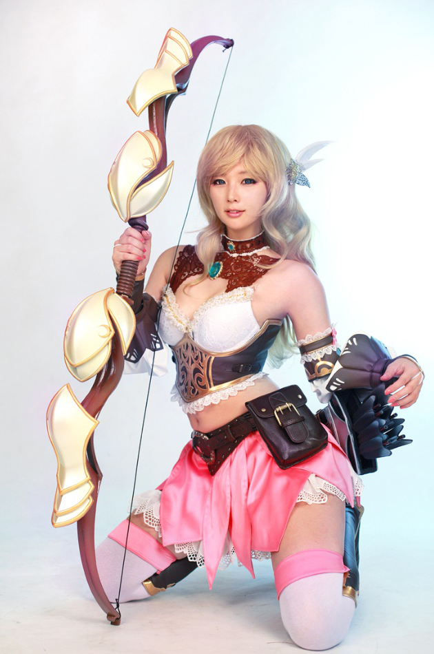 Cosplay Cung Thủ game E.O.S (Echo of Soul)