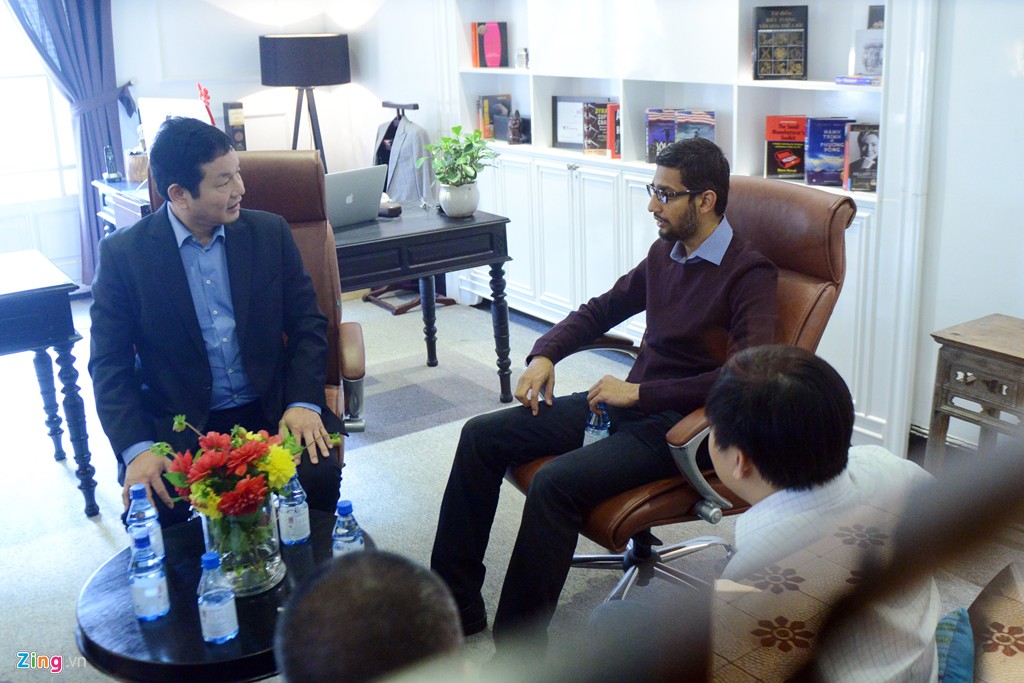 Một giờ của CEO Google với giới khởi nghiệp Hà Nội