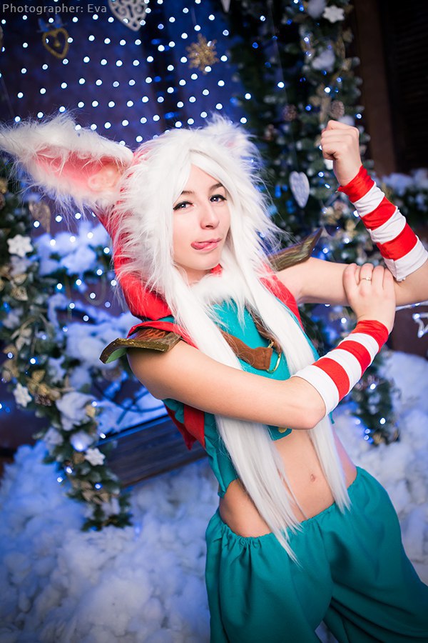 Cosplay Meepo Dota 2