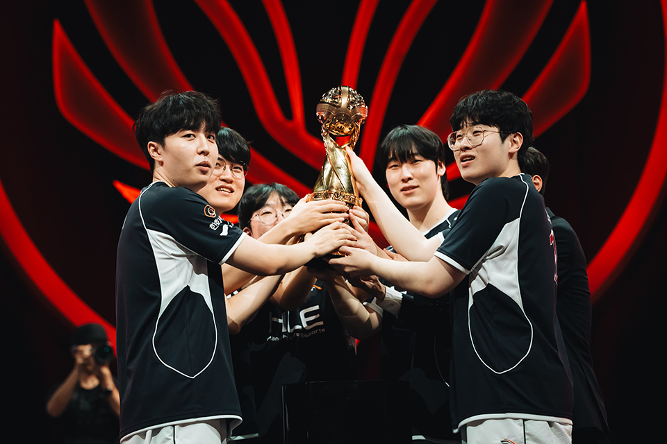 Hanwha Life Esports vô địch MSI 2026